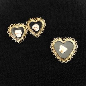 Vintage 1928 3-D Pink Rose Heart Gold Filigree Trim Glossy Black Center Brooch